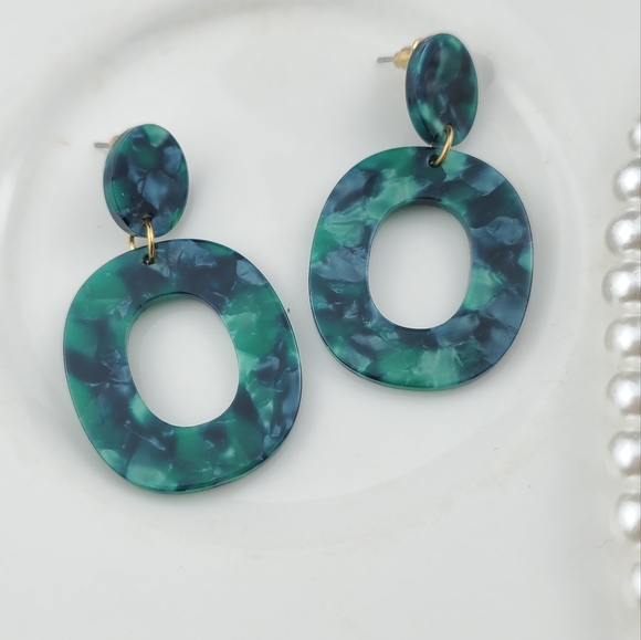 💫 5/$25 Boho Marble Green Earrings 💫 - Picture 7 of 8